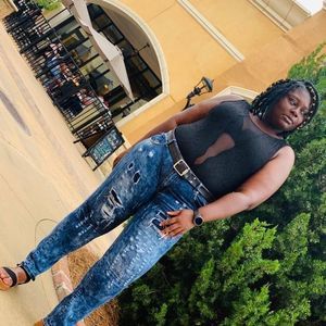 Meet your Posher, Kayla